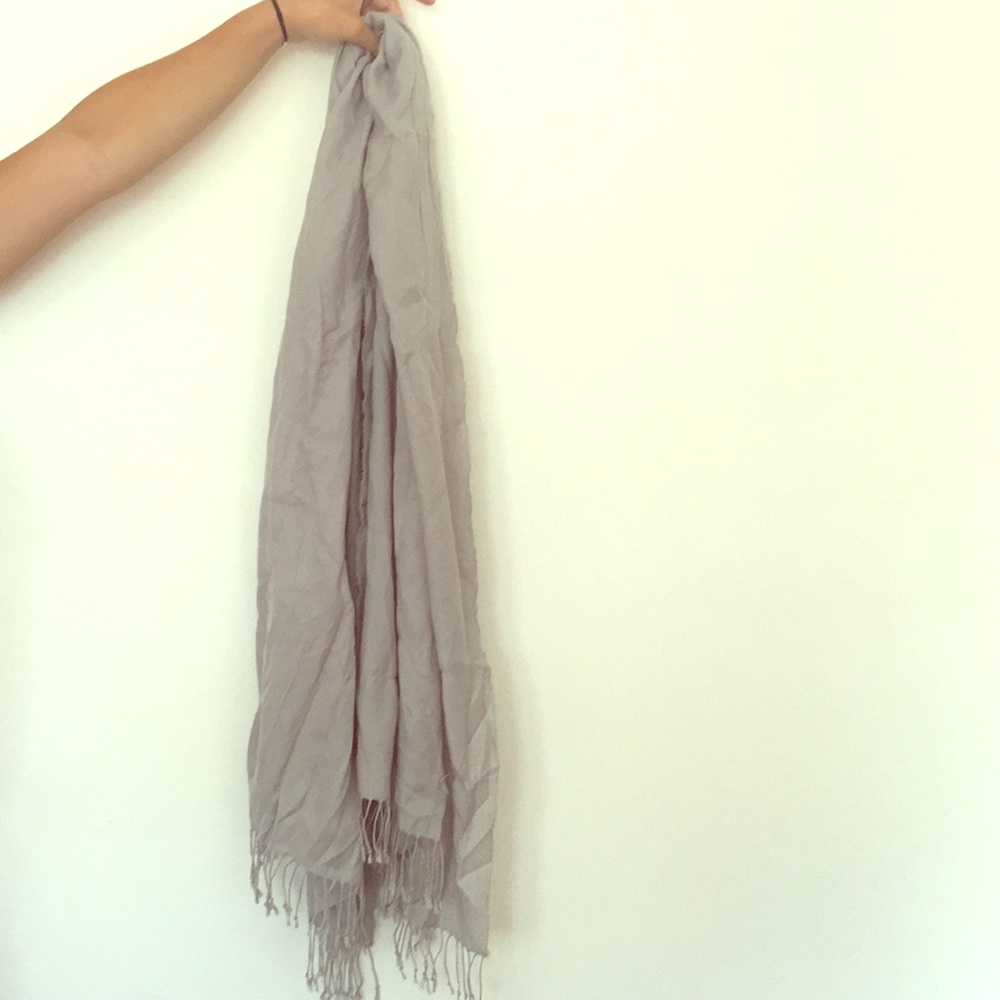 Grey shawl scarf